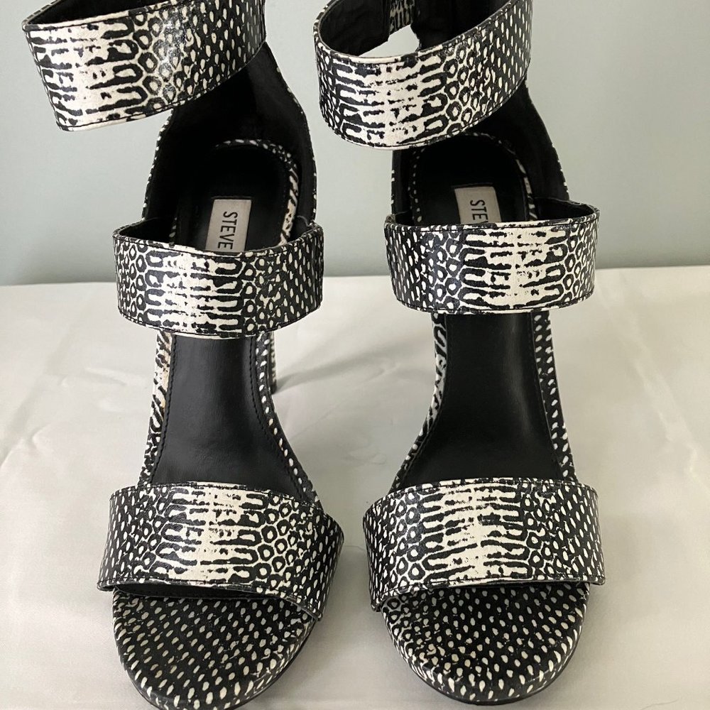 Steve Madden Strappy High heel Sandals, 7.5M